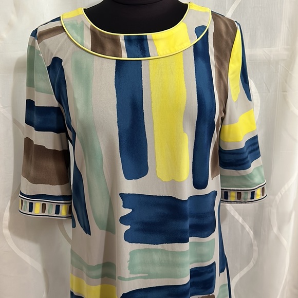 BCBGMaxAzria Dress, Size Medium - Picture 2 of 6